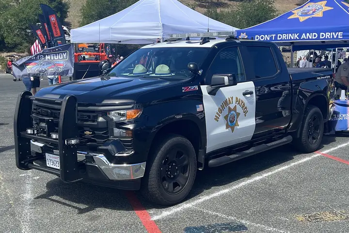 California Highway Patrol Chevrolet Silverado Z71 pickup with push bumper